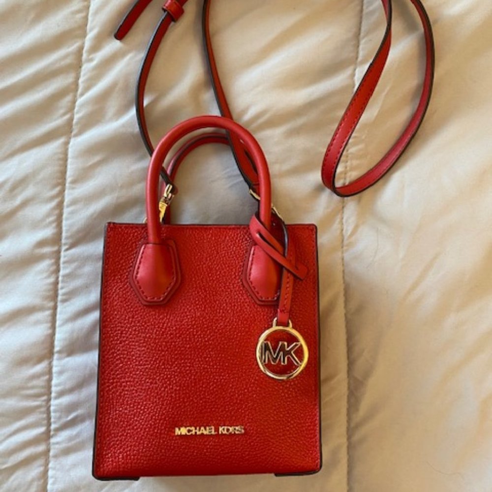 MICHAEL KORS Red Mercer Extra-Small Pebbled Leather Crossbody Bag